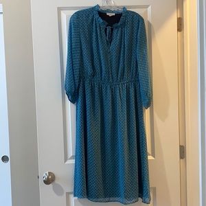 Loft MIDI Flowy Dress